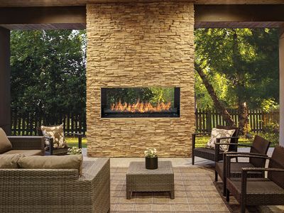 Fire Garden: 4024 See-Thru Outdoor Gas Fireplace - primary view